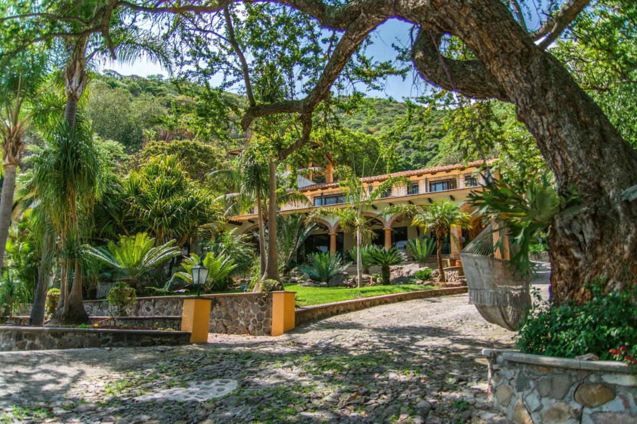 Casa Galeana- Tropical 1-Bd 1-Wc Mountain Top Luxury Suite With Stunning Views อาจิจิก ภายนอก รูปภาพ
