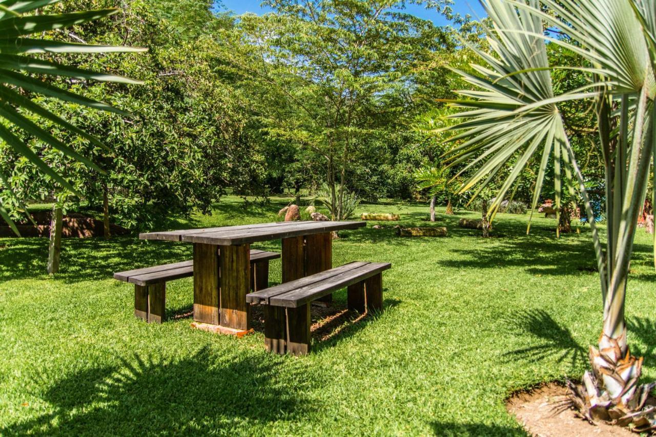 Casa Galeana- Tropical 1-Bd 1-Wc Mountain Top Luxury Suite With Stunning Views อาจิจิก ภายนอก รูปภาพ